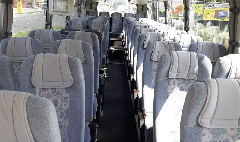 Hungary: Coaches operator in Heves in Heves and Hatvan